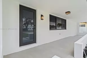 610 NE 164th Terrace, Miami, FL 33162 - Photo 32