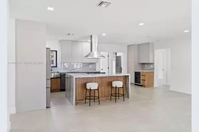 610 NE 164th Ter, Miami, FL 33162 - Photo 4