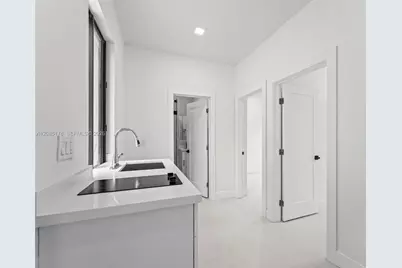 610 NE 164th Ter, Miami, FL 33162 - Photo 52