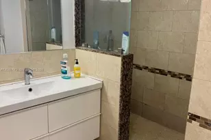 1301 NE Miami Gardens Dr, Miami, FL 33179 - Photo 10