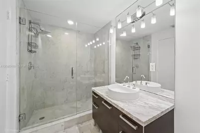 253 NE 2nd St #2104, Miami, FL 33132 - Photo 14