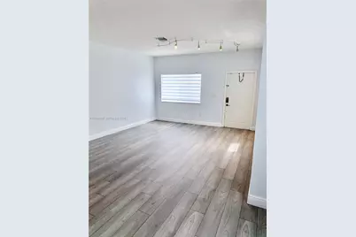 1704 SW 101st Ter, Miramar, FL 33025 - Photo 4
