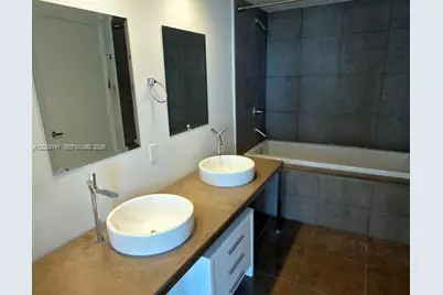 485 Brickell Ave #2303, Miami, FL 33131 - Photo 6