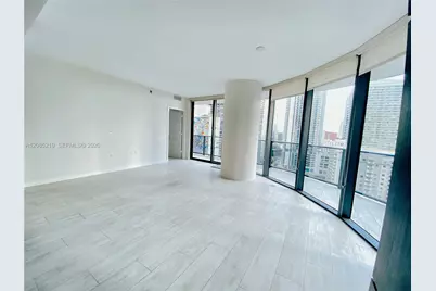 45 SW 9th St #1606, Miami, FL 33130 - Photo 18
