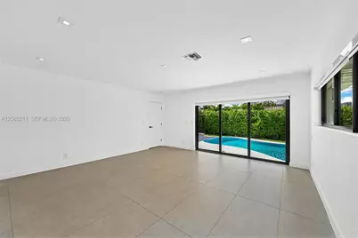 536 Hibiscus Dr #., Hallandale Beach, FL 33009 - Photo 16
