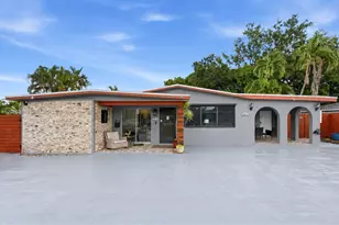 2616 NE 6th Ave, Wilton Manors, FL 33334 - Photo 1