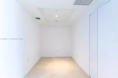 45 SW 9th St #3302, Miami, FL 33130 - Photo 16