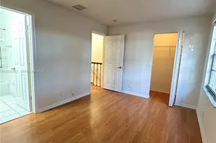 8655 N Southgate Shores Cir, Tamarac, FL 33321 - Photo 10