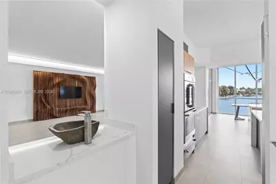 3801 NE 207th St #TH6, Aventura, FL 33180 - Photo 10