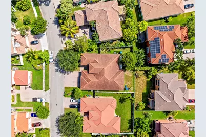2133 SW 118th Ave, Miramar, FL 33025 - Photo 4