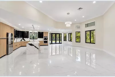 11980 Piccadilly Pl, Davie, FL 33325 - Photo 14
