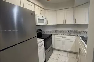 1712 NW 81st Way, Plantation, FL 33322 - Photo 6