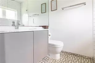 521 NE 68th St, Miami, FL 33138 - Photo 50