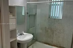 1525 Meridian Ave, Miami Beach, FL 33139 - Photo 12