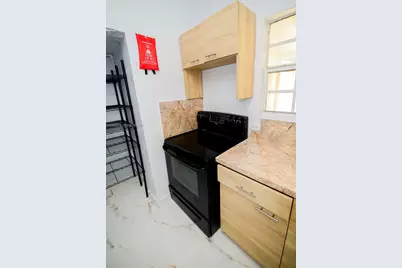 298 NW 104th St, Miami, FL 33150 - Photo 26