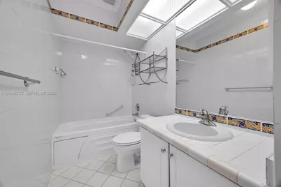 8808 SW 150th Place Cir, Miami, FL 33196 - Photo 30