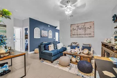 5104 NW 47th St, Tamarac, FL 33319 - Photo 6