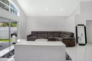 3432 SW 49th St, Hollywood, FL 33312 - Photo 6
