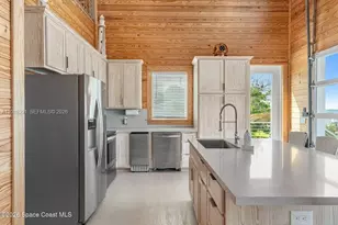 25 Vip Is, Grant-Valkaria, FL 32949 - Photo 6