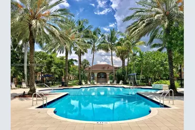 8060 N Nob Hill Rd #101, Tamarac, FL 33321 - Photo 14