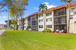 691 S Hollybrook Dr, Pembroke Pines, FL 33025 - Photo 26