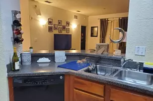 3001 Laurel Park Ln, Other City - In The State Of Florida, FL 34741 - Photo 12
