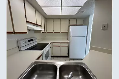 5200 NW 31st Ave #53, Fort Lauderdale, FL 33309 - Photo 4