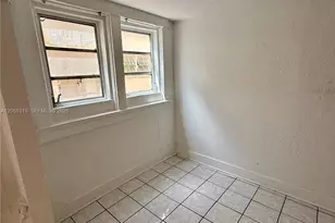 1319 Meridian Ave, Miami Beach, FL 33139 - Photo 4