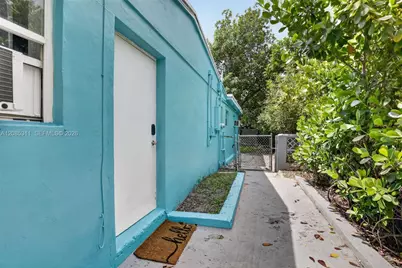 6238 Hayes St, Hollywood, FL 33024 - Photo 38