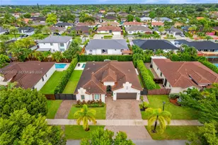 15255 SW 173rd St, Miami, FL 33187 - Photo 2