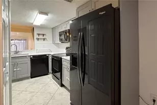 1186 NW 123rd Ct, Miami, FL 33182 - Photo 8