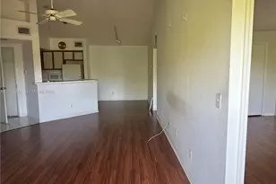 437 Vista Isles Dr, Sunrise, FL 33325 - Photo 8