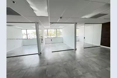 2870 Stirling Rd, Hollywood, FL 33020 - Photo 24