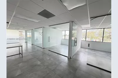 2870 Stirling Rd, Hollywood, FL 33020 - Photo 14