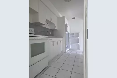 1610 Liberty St #5, Hollywood, FL 33020 - Photo 6