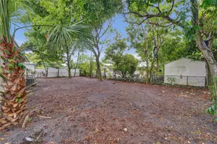 3751 NW 25th St, Lauderdale Lakes, FL 33311 - Photo 28