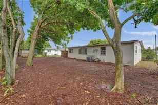 3751 NW 25th St, Lauderdale Lakes, FL 33311 - Photo 30