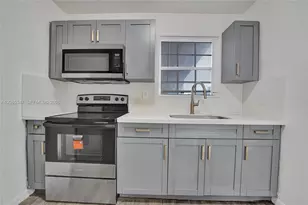 3751 NW 25th St, Lauderdale Lakes, FL 33311 - Photo 8