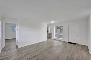 3751 NW 25th St, Lauderdale Lakes, FL 33311 - Photo 10