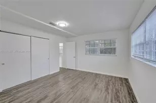 3751 NW 25th St, Lauderdale Lakes, FL 33311 - Photo 14
