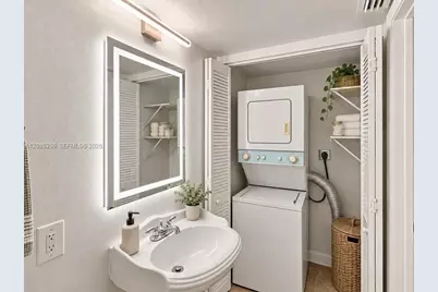 540 Brickell Key Dr #1603, Miami, FL 33131 - Photo 22
