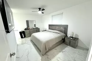 14951 SW 82nd Ln, Miami, FL 33193 - Photo 4