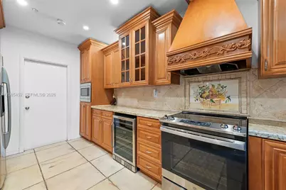 921 Alava Ave, Coral Gables, FL 33146 - Photo 12