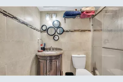 8001 Crespi Blvd #4B, Miami Beach, FL 33141 - Photo 16