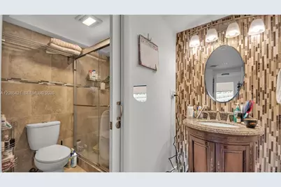 8001 Crespi Blvd #4B, Miami Beach, FL 33141 - Photo 18