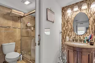 8001 Crespi Blvd, Miami Beach, FL 33141 - Photo 18