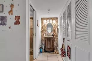 8001 Crespi Blvd, Miami Beach, FL 33141 - Photo 14