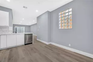 4238 Vineyard Cir, Weston, FL 33332 - Photo 4