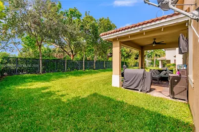4707 Foxtail Palm Ct, Greenacres, FL 33463 - Photo 38
