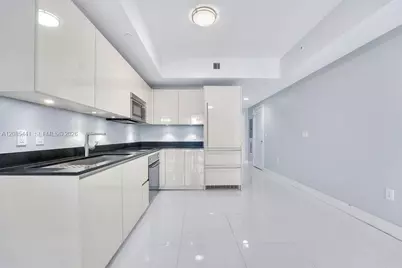 1010 Brickell Ave #1810, Miami, FL 33131 - Photo 16